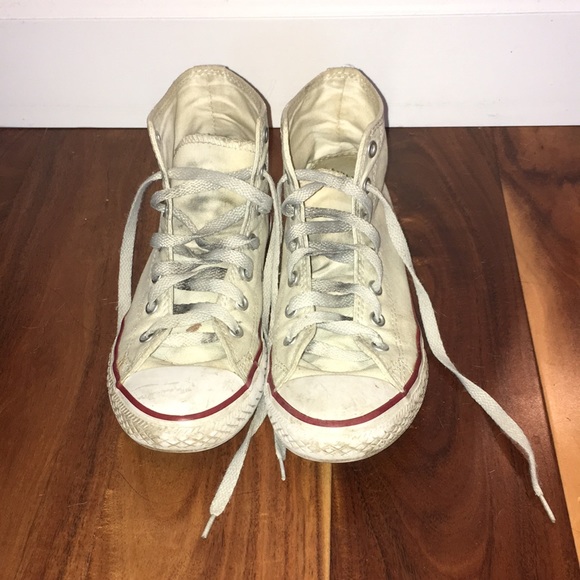 Converse Shoes - Converse White High Tops Size 5 Women’s
